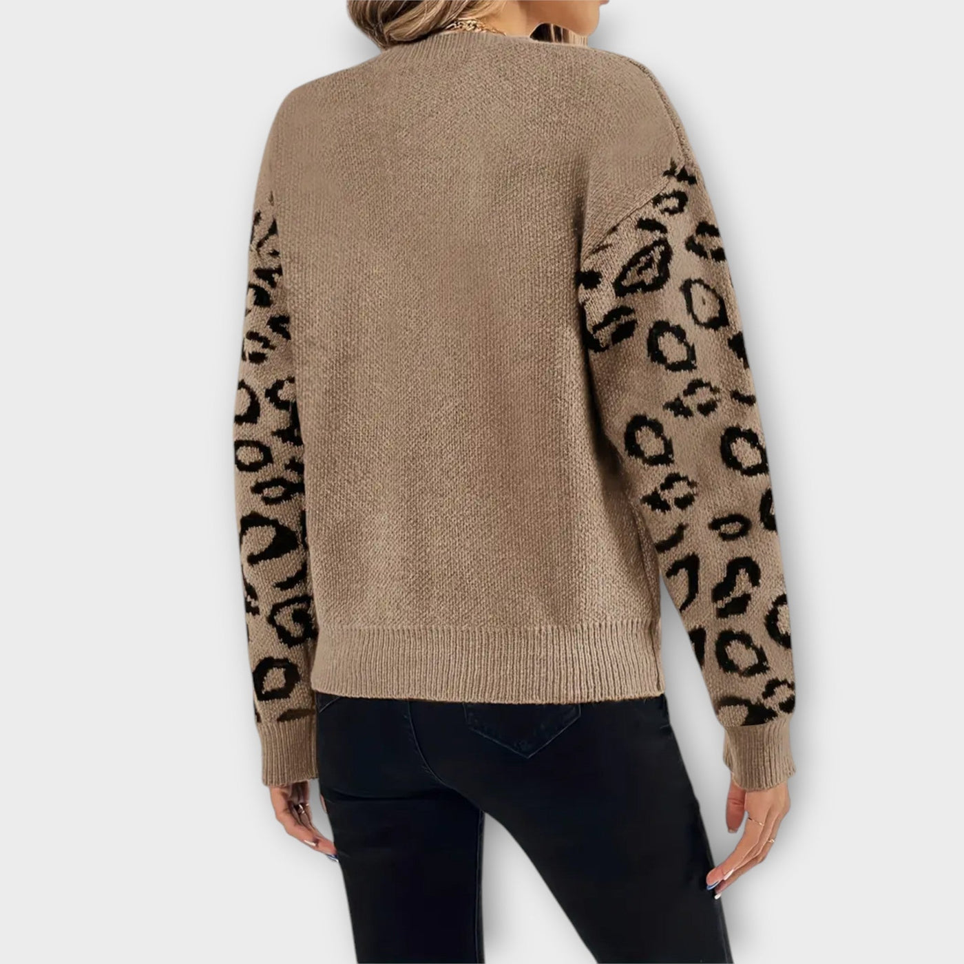 Casual Sweater with Lion Design