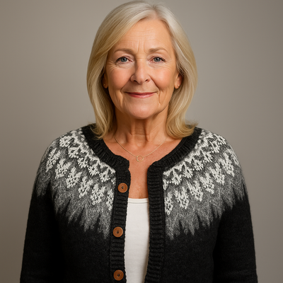 ZIVRA  - Classic Icelandic Wool Cardigan